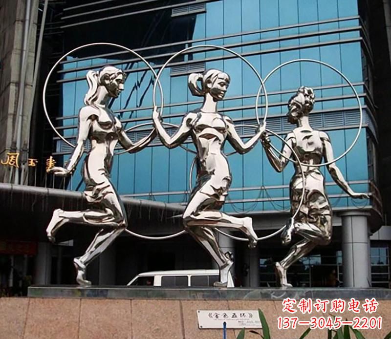 泰州广场不锈钢跳舞美女景观雕塑