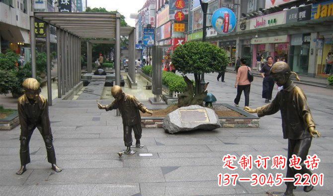 泰州广场抽陀螺小品人物铜雕