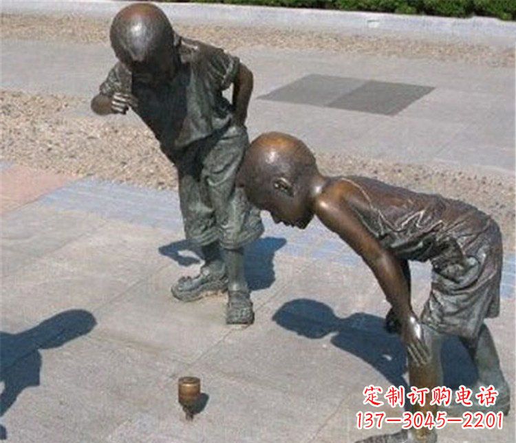 泰州欣赏小男孩小品铜陀螺雕塑