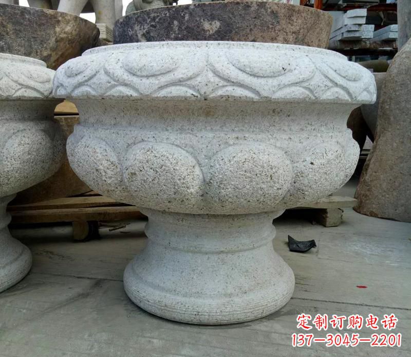 泰州中领雕塑精美大理石花盆雕塑