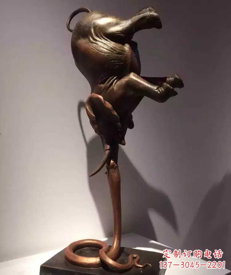 泰州中领雕塑铜质大象倒立雕塑