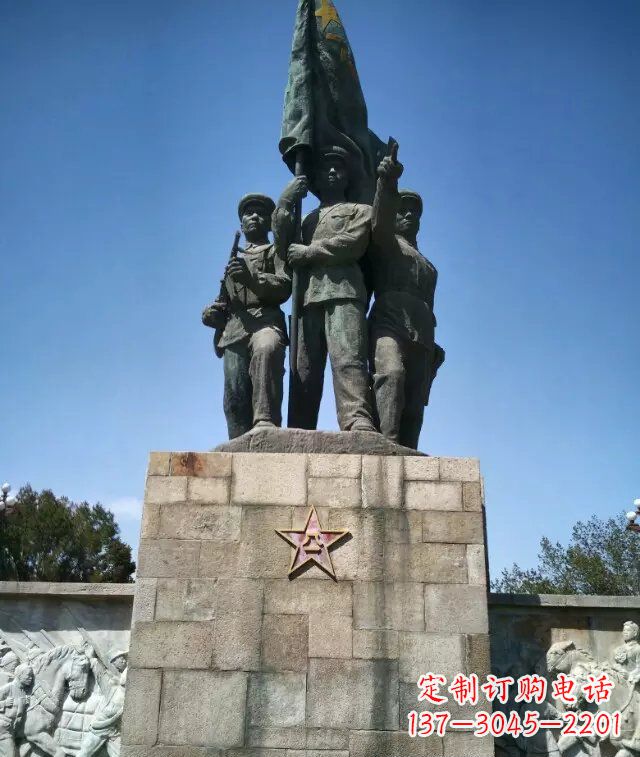 泰州传承革命精神领雕纪念铜雕战士雕塑