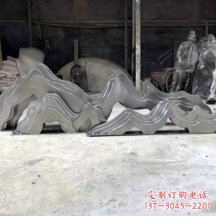 泰州精美大型不锈钢假山雕塑