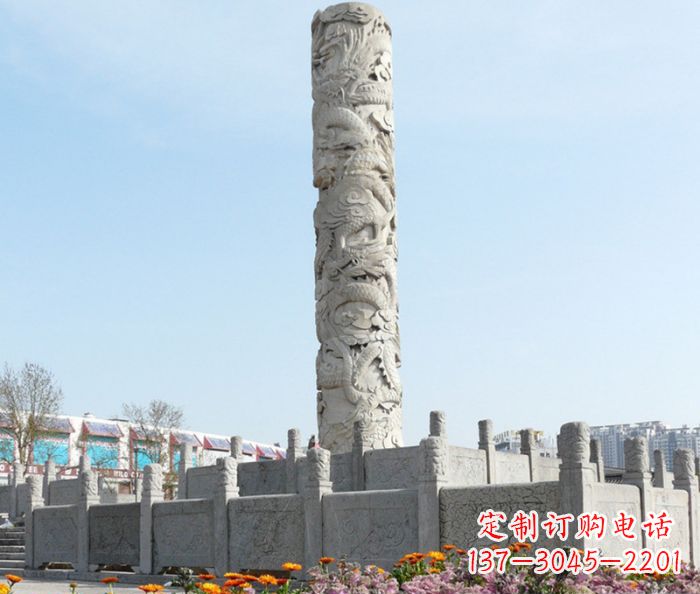 泰州广场景观大理石龙柱石雕，展现神秘传统风采
