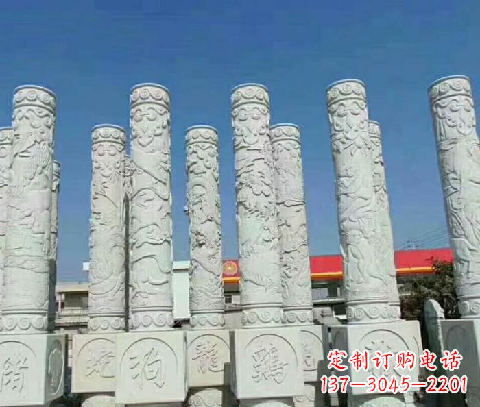 泰州来自中国文化的十二生肖雕塑
