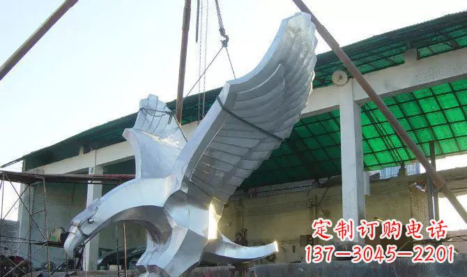 泰州广场老鹰不锈钢雕塑