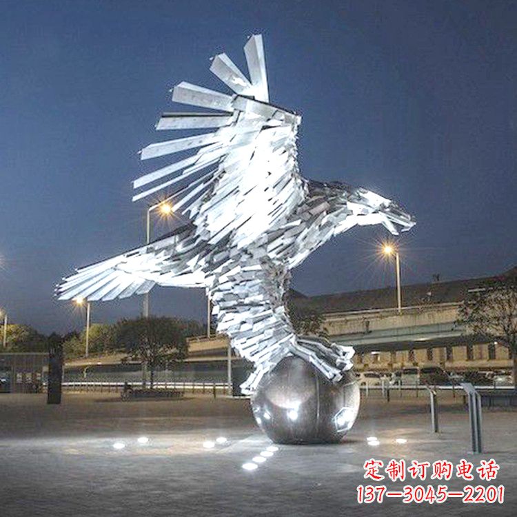 泰州广场老鹰不锈钢景观雕塑