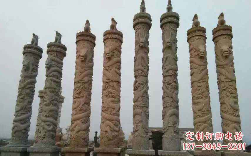 泰州风格独特的盘龙石雕