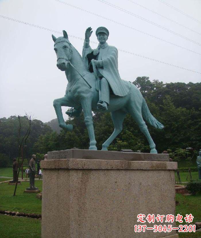泰州解放军景观铜雕骑马雕塑