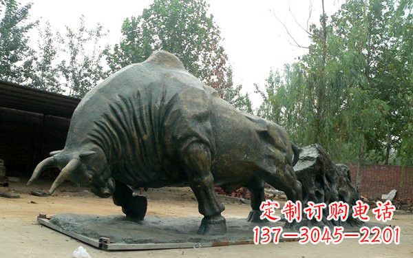 泰州新中国拓荒牛铜雕,传承中国传统文化