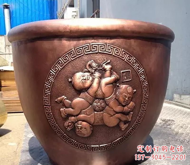 泰州中领雕塑出品，高端水缸铜雕塑