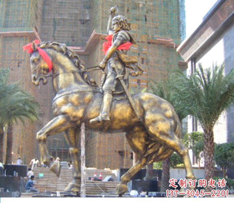 泰州华丽的骑士雕塑,引人注目的西方骑马战士纪念铜雕