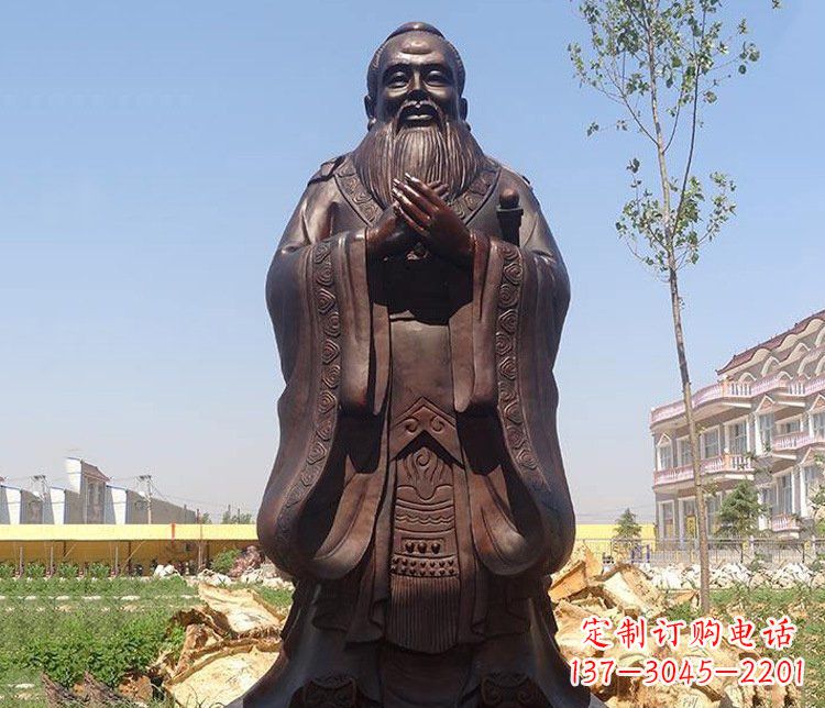 泰州广场校园历史孔子人物铜雕像