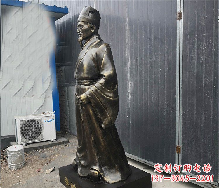 泰州铸铜李时珍医学家雕塑,致敬伟大的医学先驱