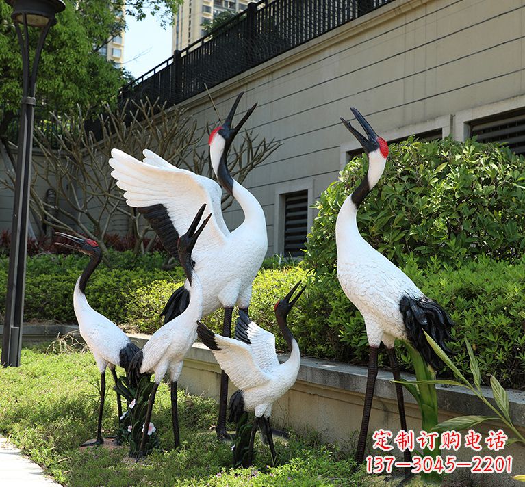 泰州精致仿真的仙鹤雕塑