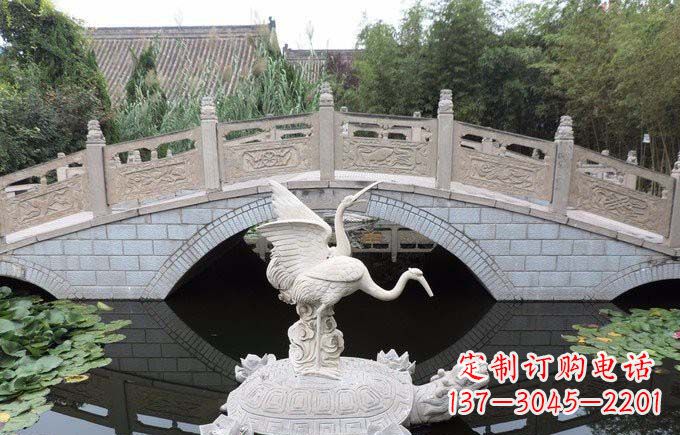 泰州拥有无限延年寓意的龙雕塑