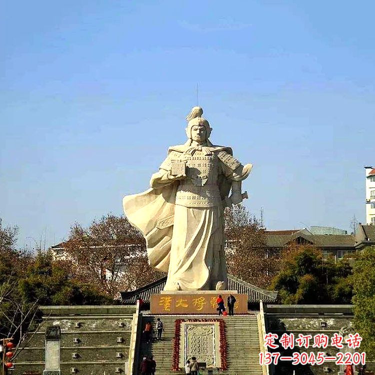 泰州韩信西汉军事家雕像,引领西汉文化风采