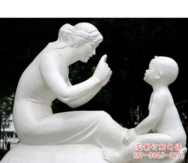 泰州中领雕塑,创造传统的母爱石雕