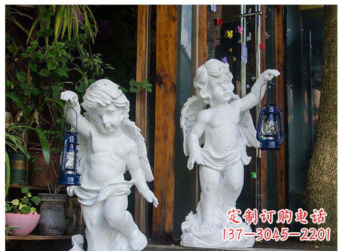 泰州白玉天使雕塑,夜晚的灯火璀璨