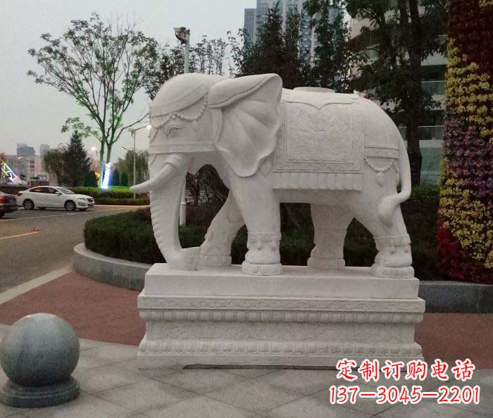 泰州高贵优雅的汉白玉大象雕塑