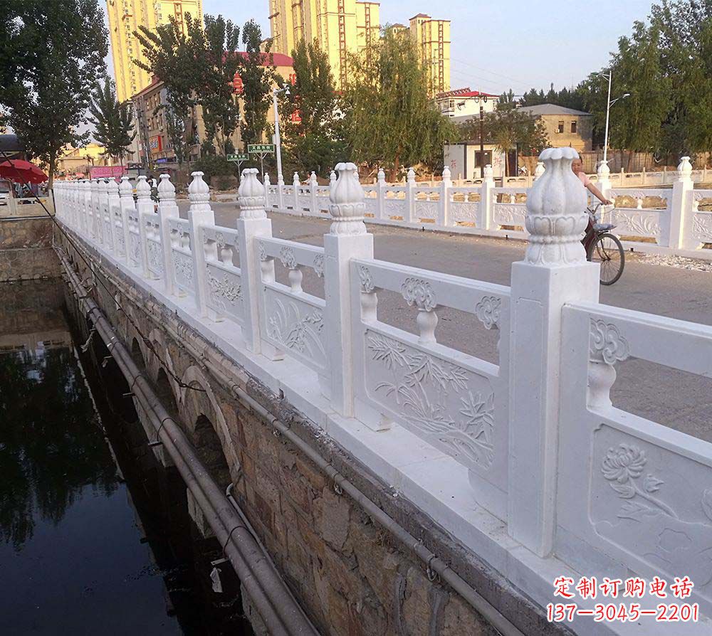 泰州精美大气的城市栏板石雕