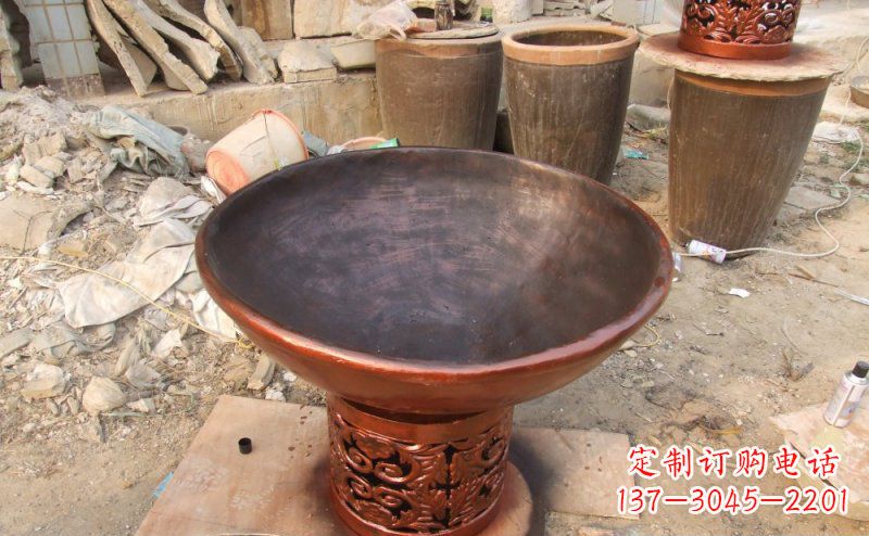 泰州铜雕花盆,为景观打造精致无瑕