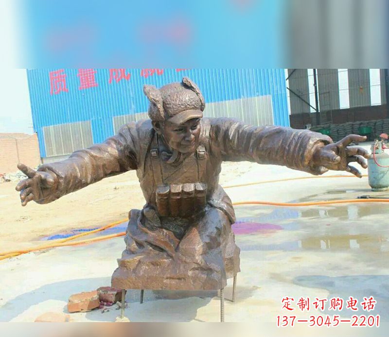 泰州黄继光校园英雄铜雕:传承伟大精神