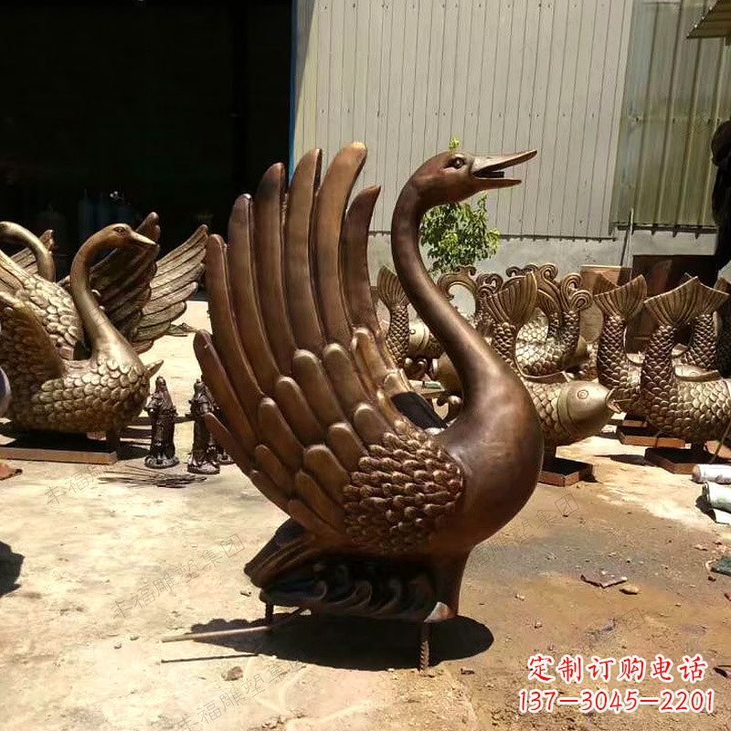 泰州精美黄铜天鹅雕塑中领雕塑的精美黄铜天鹅雕…