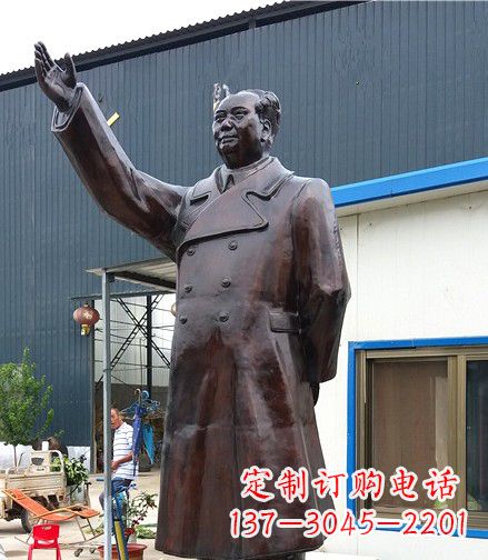 泰州铸造精美的挥手毛主席铜雕像