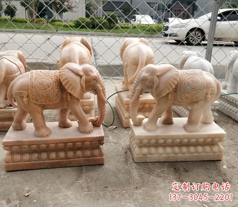 泰州会喷水的石雕大象