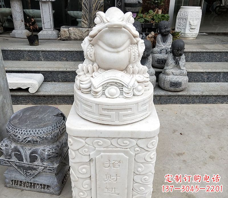 泰州金蟾立柱石动物雕塑