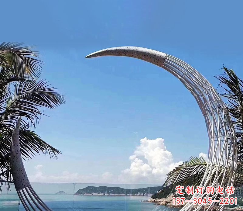 泰州无比耀眼的不锈钢月亮雕塑