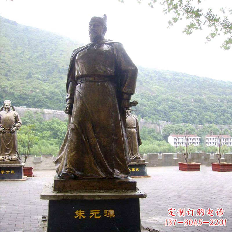 泰州传承古代荣耀，朱元璋帝王铜雕塑像