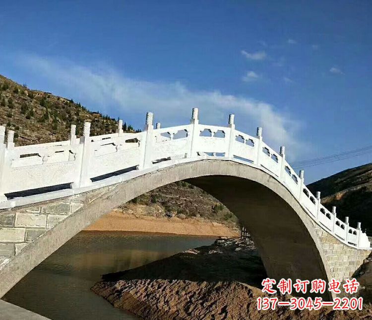 泰州卓越之作:汉白玉拱桥雕塑