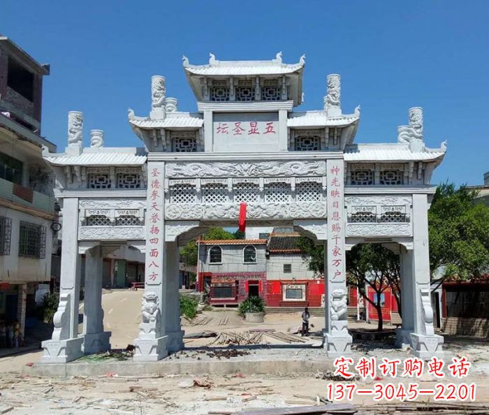 泰州中领雕塑-三门牌坊石雕