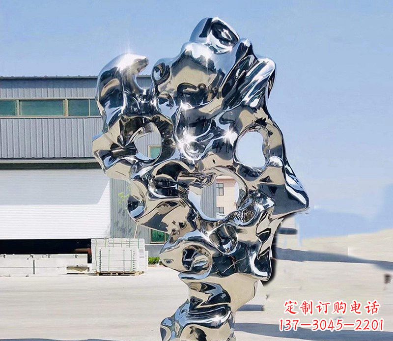 泰州太湖石雕塑,完美结合不锈钢镜面