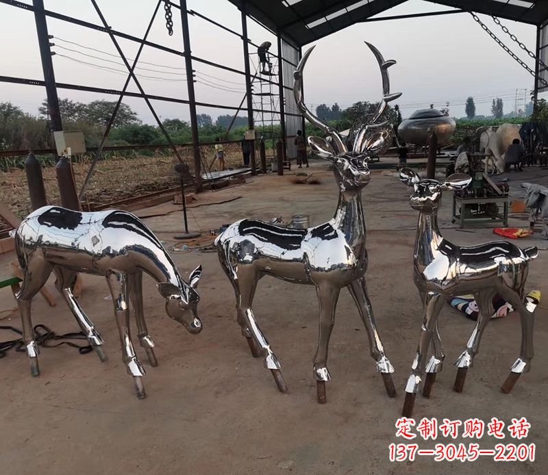 泰州赏心悦目的不锈钢小鹿雕塑