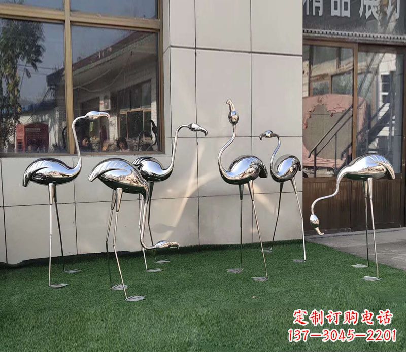 泰州优雅古典的镜面不锈钢仙鹤雕塑