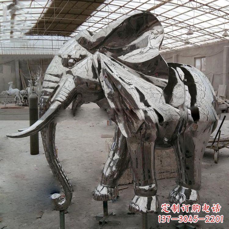泰州中领雕塑推出一款全新的大象雕塑,表面采用…