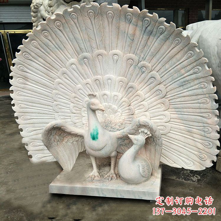 泰州汉白玉孔雀雕塑,传统工艺精致塑造