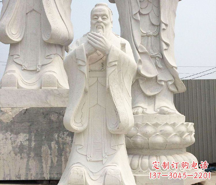 泰州孔子三雕像