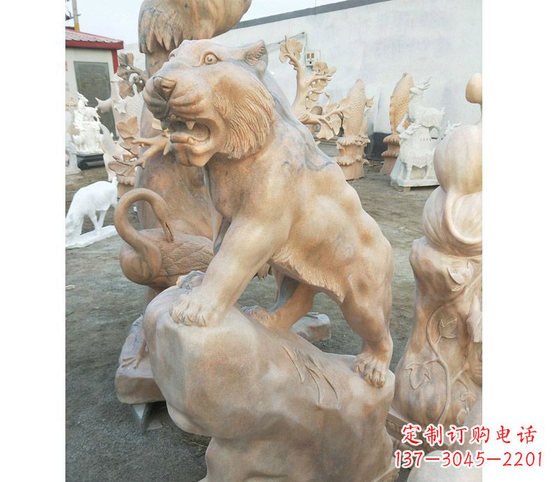 泰州老虎石雕公园十二生肖动物