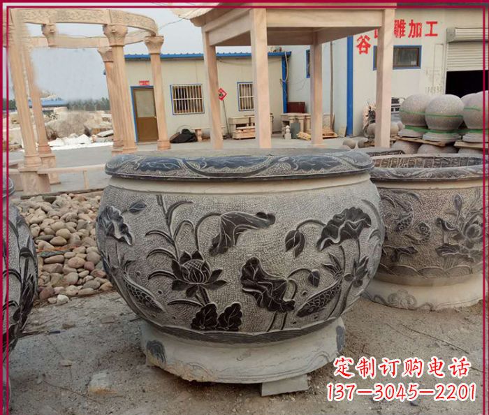 泰州中领雕塑:传承经典,水缸雕塑仿古圆水缸