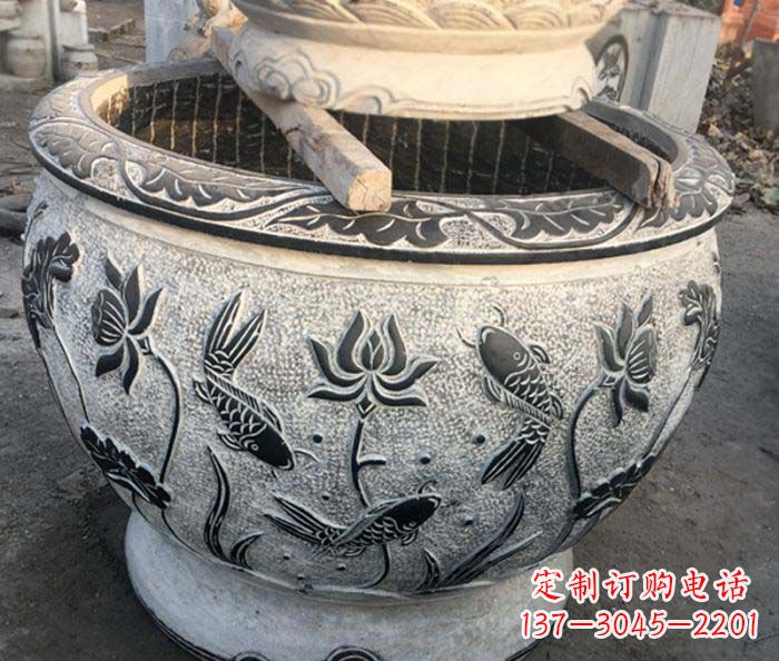 泰州中领雕塑-仿古圆水缸雕塑