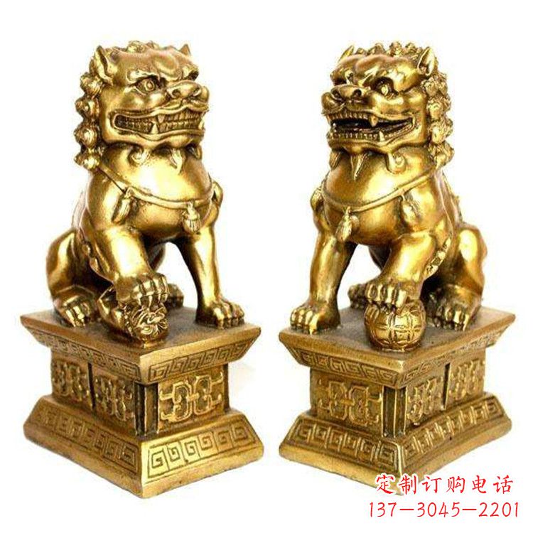 泰州鎏金故宫狮子,精美而堂皇的雕塑