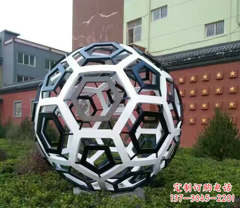 泰州中领雕塑定制足球公园不锈钢雕塑