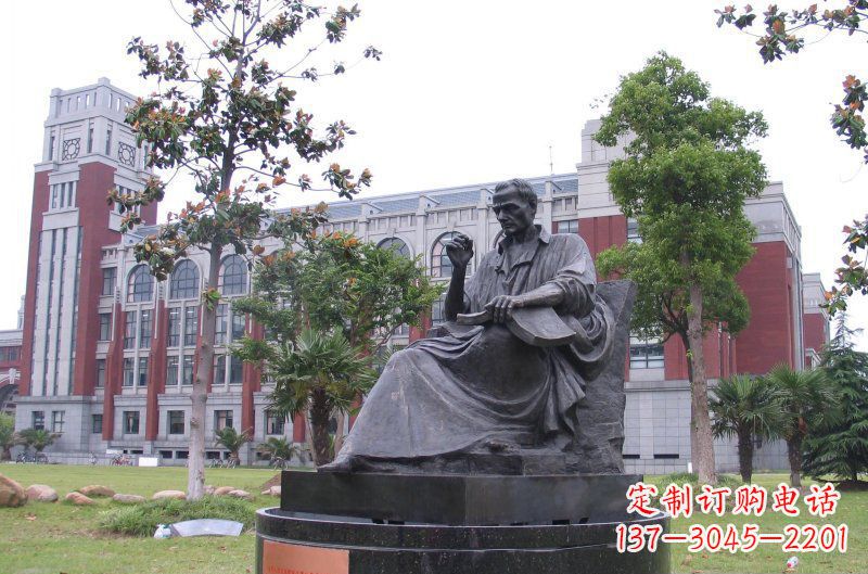 泰州卢梭西方名人铜雕由中领雕塑定制,是一款完…
