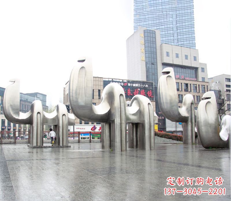 泰州不锈钢骆驼雕塑,更添雅致风情