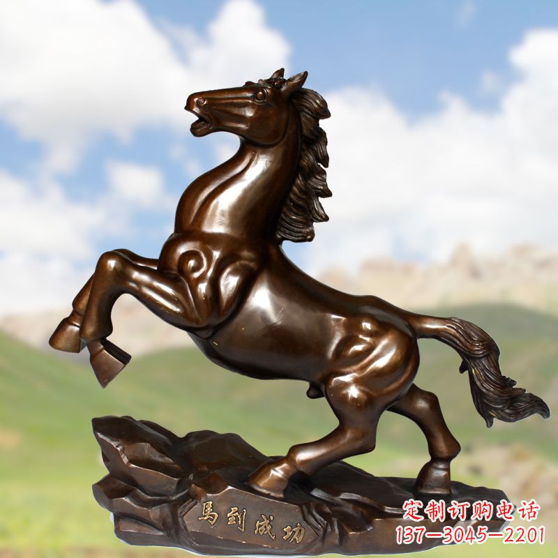 泰州马到成功雕塑