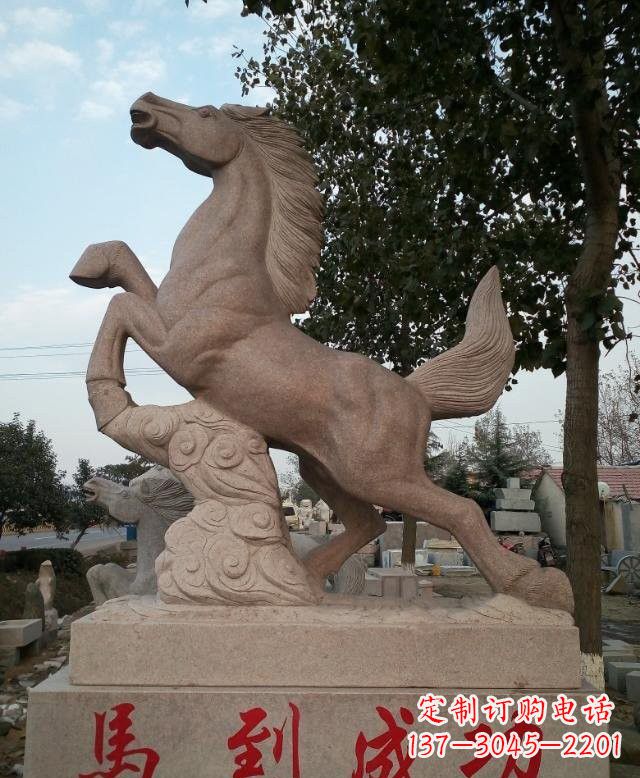 泰州精美细腻的马到成功石雕塑